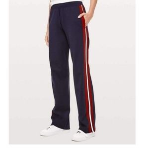 Lululemon Cover Your Tracks Pant Size 6 Midnight Navy Athletic